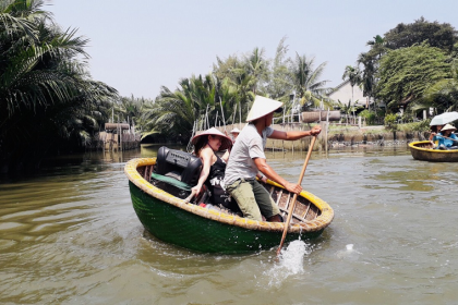 COCONUT FOREST VILLAGE - HALF DAY TOUR
