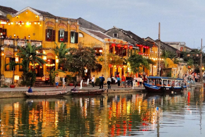 MARBLE MOUNTAINS & HOI AN TOWN TOUR