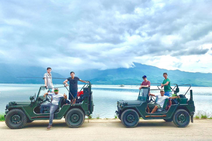 4 HOURS IN SON TRA PENINSULA BY  JEEP CAR
