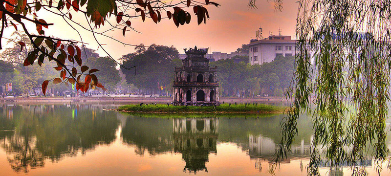 hoan-kiem-lake-ha-noi-package-tour