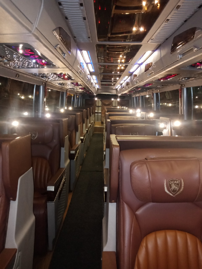 univer limousine