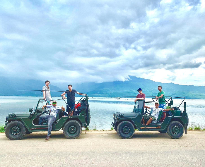 4 HOURS IN SON TRA PENINSULA BY JEEP CAR 4 HOURS IN SON TRA PENINSULA BY JEEP CAR