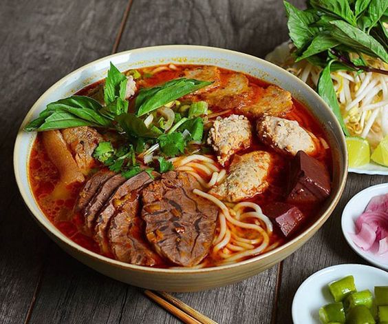 HUE EVENING FOODIE CYCLO TOUR HUE EVENING FOODIE CYCLO TOUR